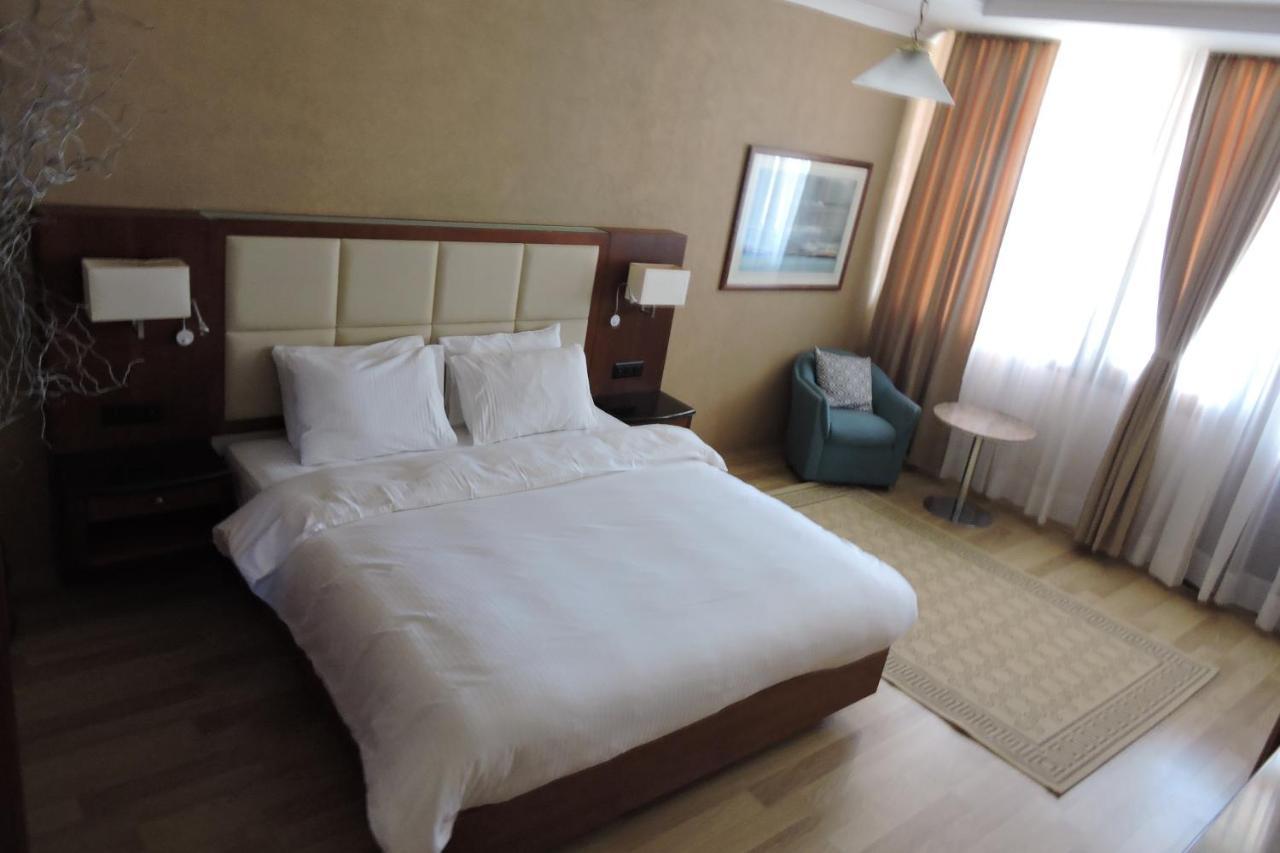 Lakeview Hotel And Resort Otesevo Exteriér fotografie